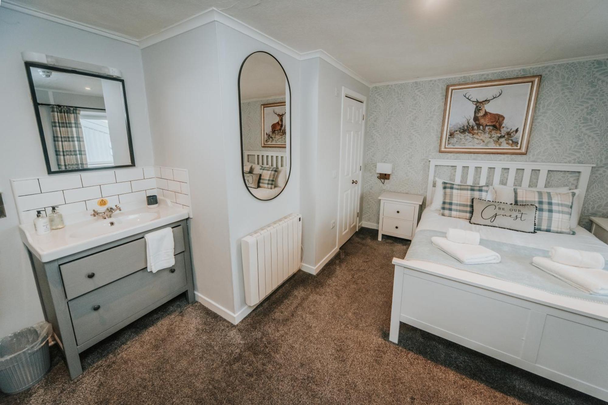 Bed and breakfast Broadford House Skye Extérieur photo
